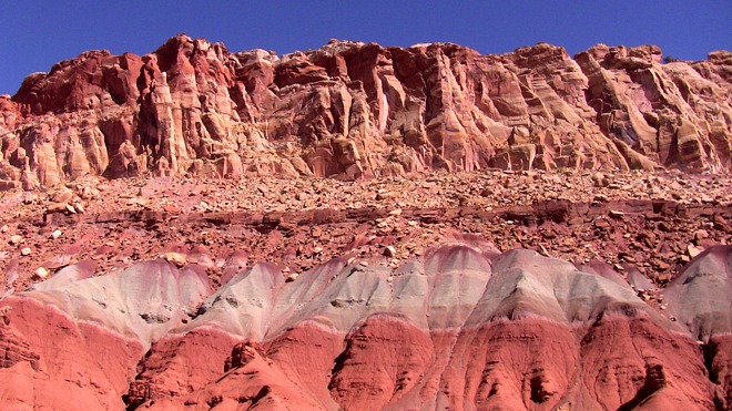 Route 98 passing through Navajo nation